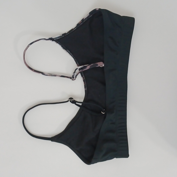 ✨3/$25✨Shein Black/Leopard Swim Top - L - Picture 3 of 8